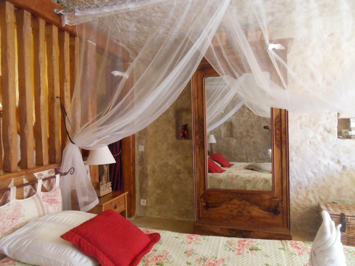 アゼ・ル・リドー Troglodelice Bed & Breakfast エクステリア 写真